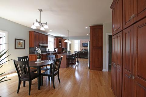 649 Jarvis Ave, Des Plaines, IL 60018 photo 18