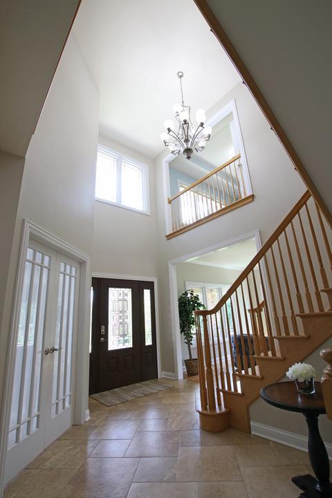 649 Jarvis Ave, Des Plaines, IL 60018 photo 8