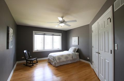 649 Jarvis Ave, Des Plaines, IL 60018 photo 32