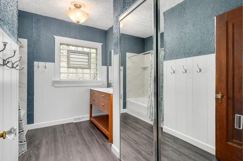 615 Crest St, Wheaton, IL 60187 photo 13