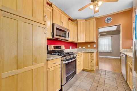 615 Crest St, Wheaton, IL 60187 photo 7