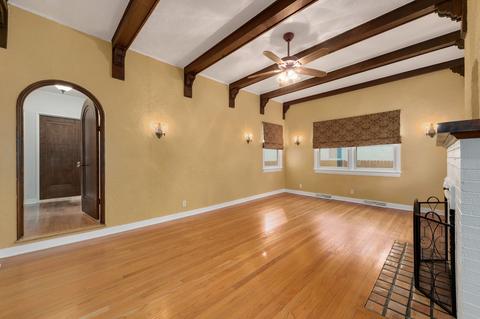 615 Crest St, Wheaton, IL 60187 photo 3