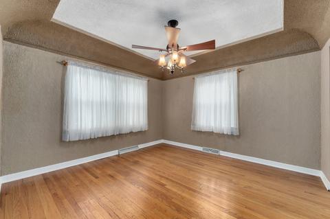 615 Crest St, Wheaton, IL 60187 photo 11