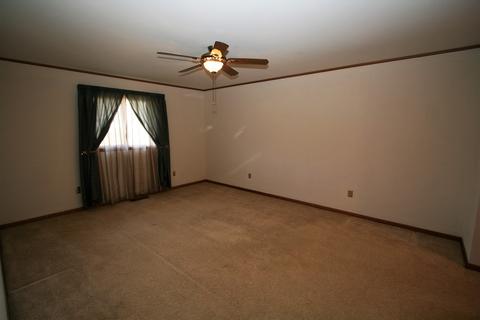 130 Boulder Dr, Morris, IL 60450 photo 9