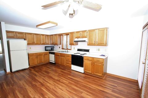 130 Boulder Dr, Morris, IL 60450 photo 3