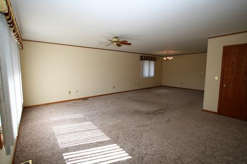 130 Boulder Dr, Morris, IL 60450 photo 6