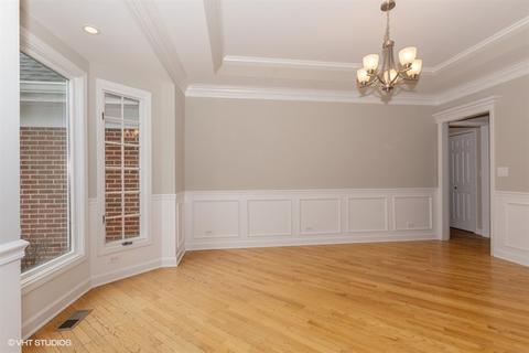 1105 Chadwick Ct, Aurora, IL 60504 photo 9