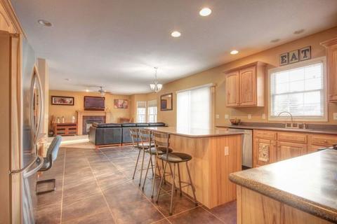2103 Vale St, Champaign, IL 61822 photo 13