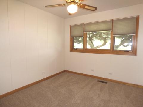 505 Lincoln Dr, Hoffman Estates, IL 60169 photo 19