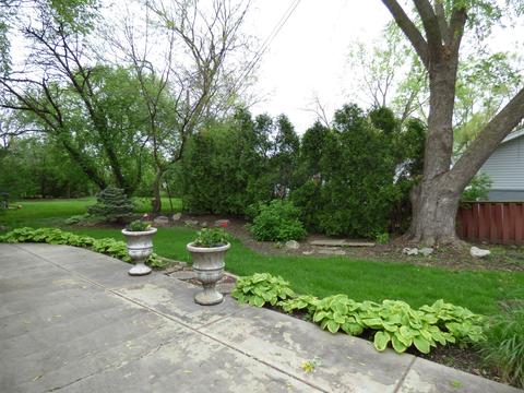 505 Lincoln Dr, Hoffman Estates, IL 60169 photo 5