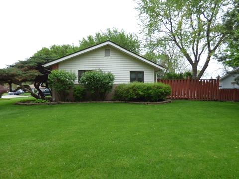 505 Lincoln Dr, Hoffman Estates, IL 60169 photo 4