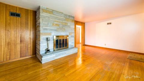 3532 Bernice Rd, Lansing, IL 60438 photo 4