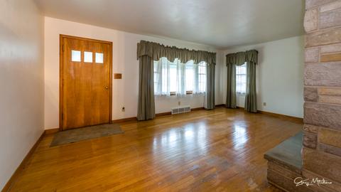 3532 Bernice Rd, Lansing, IL 60438 photo 3
