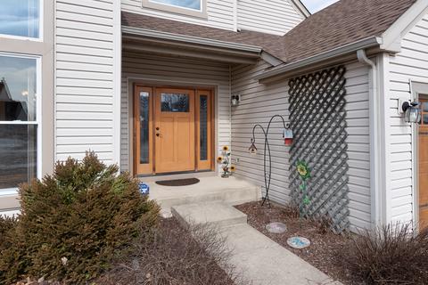 1930 Butler Dr, Bartlett, IL 60103 photo 3