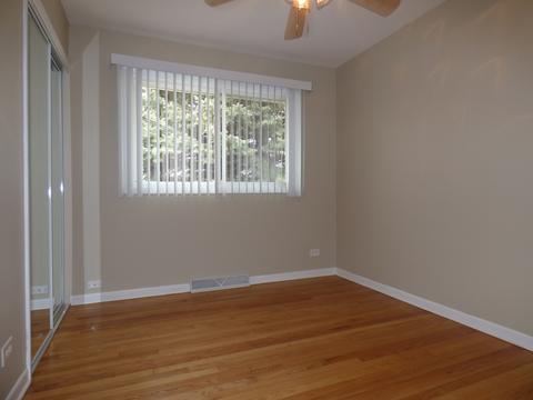 804 E Cedar Ln, Mount Prospect, IL 60056 photo 11