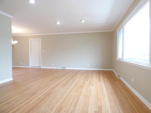 804 E Cedar Ln, Mount Prospect, IL 60056 photo 3