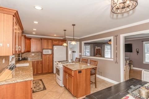 1222 E Division St, Lockport, IL 60441 photo 7