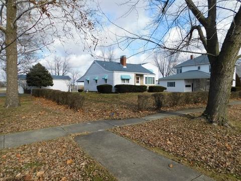 305 E Jeffery St, Cullom, IL 60929 photo 2