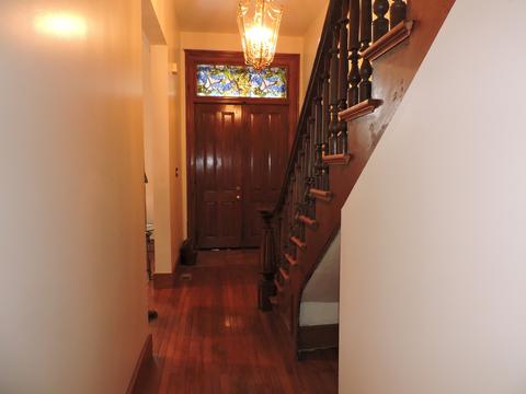 523 E Bowen Ave, Chicago, IL 60653 photo 2