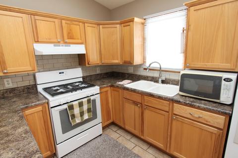 1609 Bunn St, Bloomington, IL 61701 photo 4
