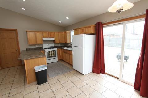 1609 Bunn St, Bloomington, IL 61701 photo 7