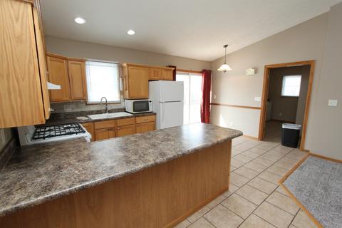 1609 Bunn St, Bloomington, IL 61701 photo 3