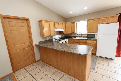 1609 Bunn St, Bloomington, IL 61701 photo 9