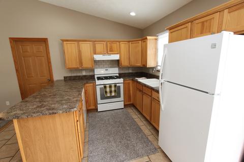 1609 Bunn St, Bloomington, IL 61701 photo 10