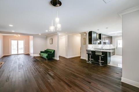 127 George Rd, Wheeling, IL 60090 photo 2