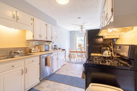 1709 King Dr #C, Normal, IL 61761 photo 9