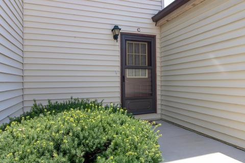 1709 King Dr #C, Normal, IL 61761 photo 3