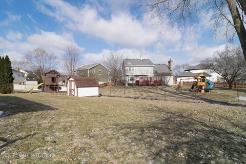 231 Gingerbrook Ln, Bartlett, IL 60103 photo 16