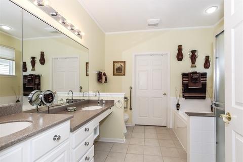 5936 Eton Dr, Hoffman Estates, IL 60192 photo 18