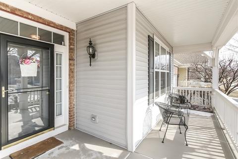 5936 Eton Dr, Hoffman Estates, IL 60192 photo 2