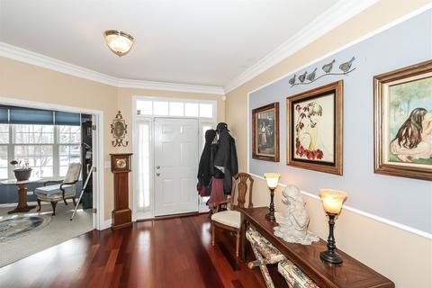 5936 Eton Dr, Hoffman Estates, IL 60192 photo 4