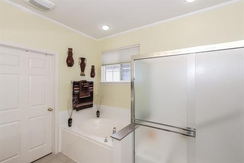5936 Eton Dr, Hoffman Estates, IL 60192 photo 19