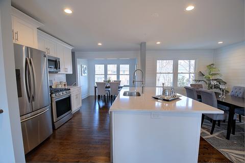 106 E Lonnquist Blvd, Mount Prospect, IL 60056 photo 6