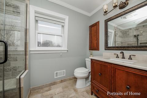 1597 Surrey Dr, Wheaton, IL 60189 photo 16