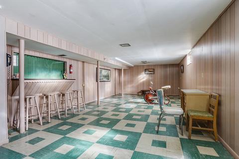 8050 S Kolin Ave, Chicago, IL 60652 photo 10