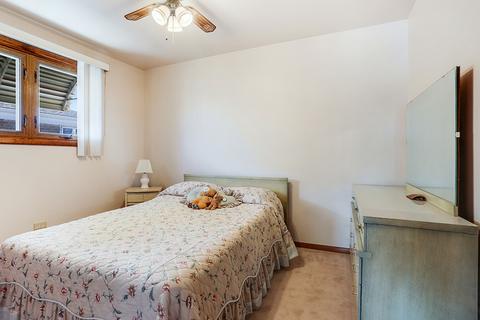 8050 S Kolin Ave, Chicago, IL 60652 photo 4