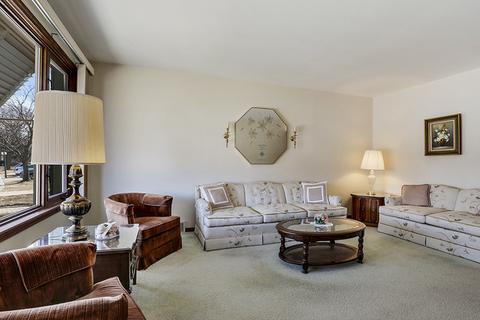 8050 S Kolin Ave, Chicago, IL 60652 photo 2