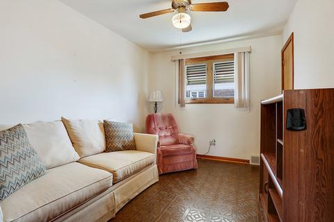 8050 S Kolin Ave, Chicago, IL 60652 photo 8