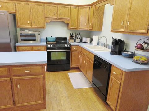 2018 Johnson Rd, Oswego, IL 60543 photo 14