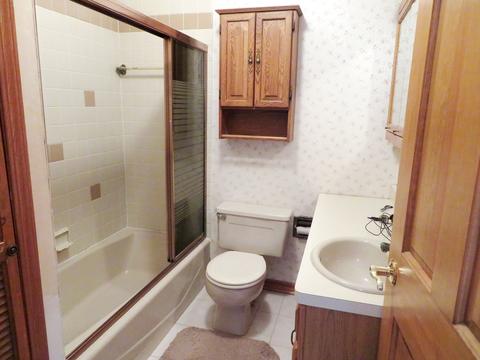 2018 Johnson Rd, Oswego, IL 60543 photo 18