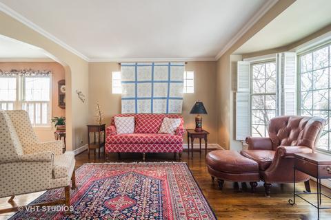 223 S Pine St, Mount Prospect, IL 60056 photo 3