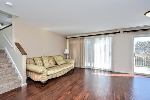 200 Windridge Dr, Mchenry, IL 60050 photo 4