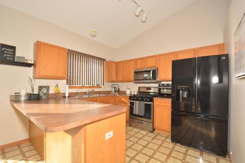 1411 Major Dr, Plainfield, IL 60586 photo 6