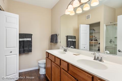 7520 Claridge Dr #H, Bridgeview, IL 60455 photo 13