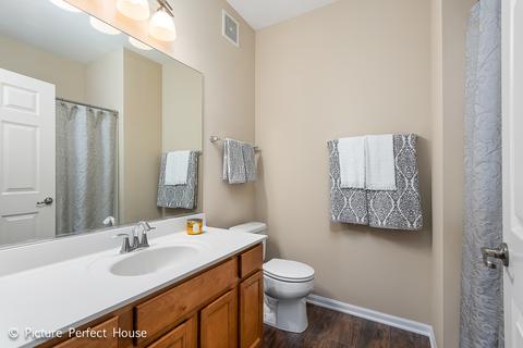 7520 Claridge Dr #H, Bridgeview, IL 60455 photo 10