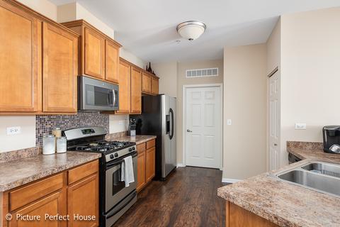 7520 Claridge Dr #H, Bridgeview, IL 60455 photo 7